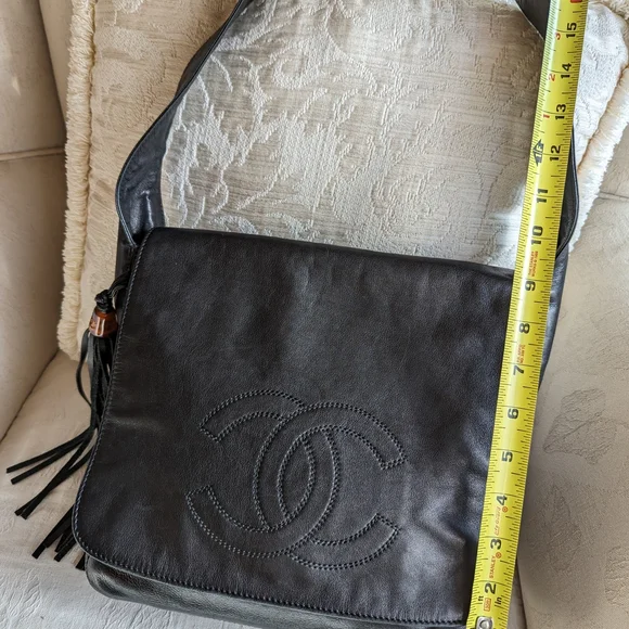 Rare Black Lambskin Large CC Tassel Hobo Bag Gold Hardware, 1996-1997 - Picture 6 of 13